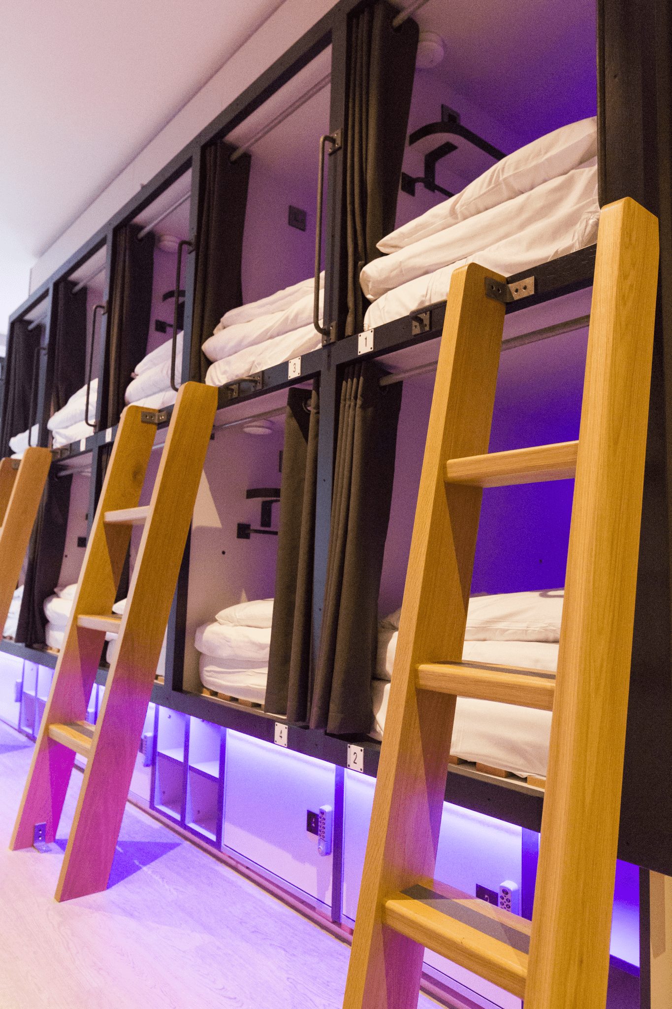 code pod hostel beds, capsule hostel in edinburgh, capsule hostel in dublin