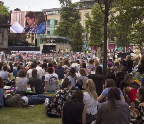 Guide to Edinburgh's best festivals - CoDE Pod Hostels