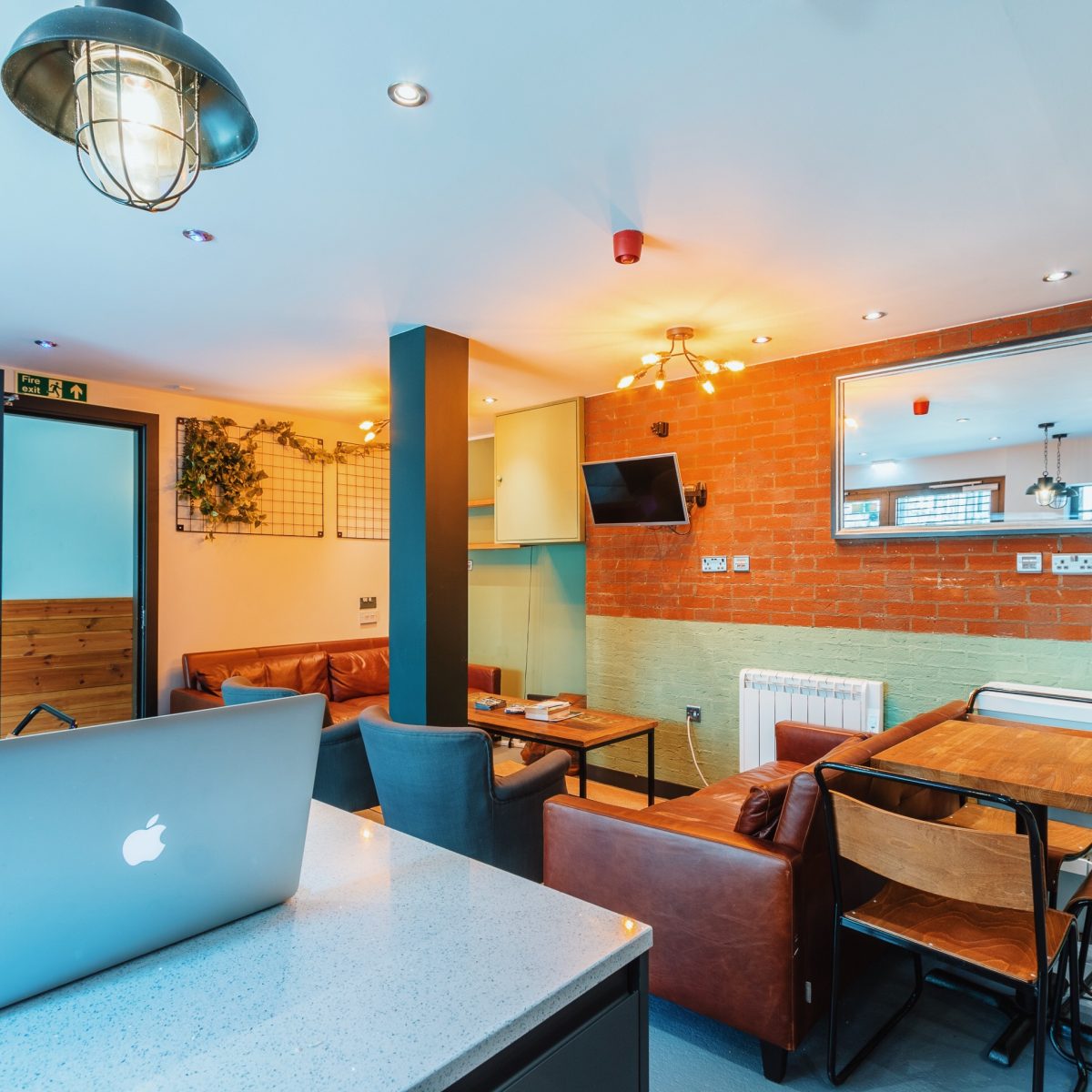 Digital Nomad's Guide to Edinburgh - CoDE Pod Hostels and Coliving Space